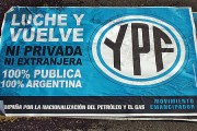 Erigida sobre sólidos e indiscutibles argumentos, la decisión de la presidenta Cristina Fernández de expropiar el 51% de las acciones de la empresa YPF, en manos de Repsol, nos pone ante una divisoria de aguas en la historia del país.