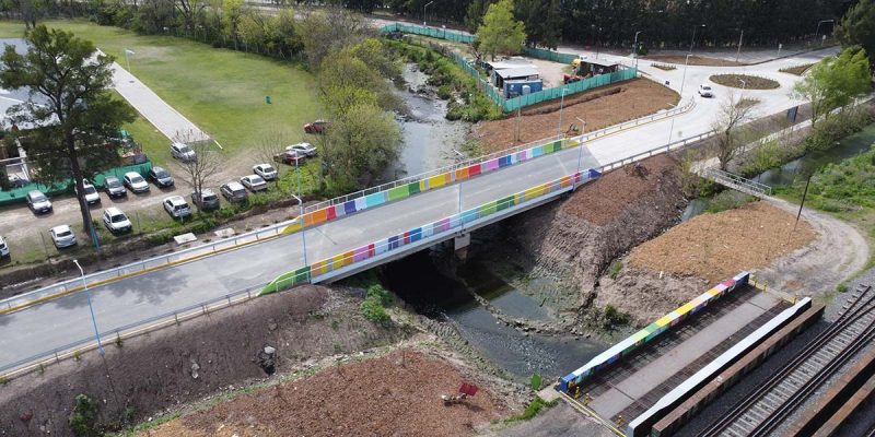 Puente Independencia, uno de los nuevos caminos asfaltados