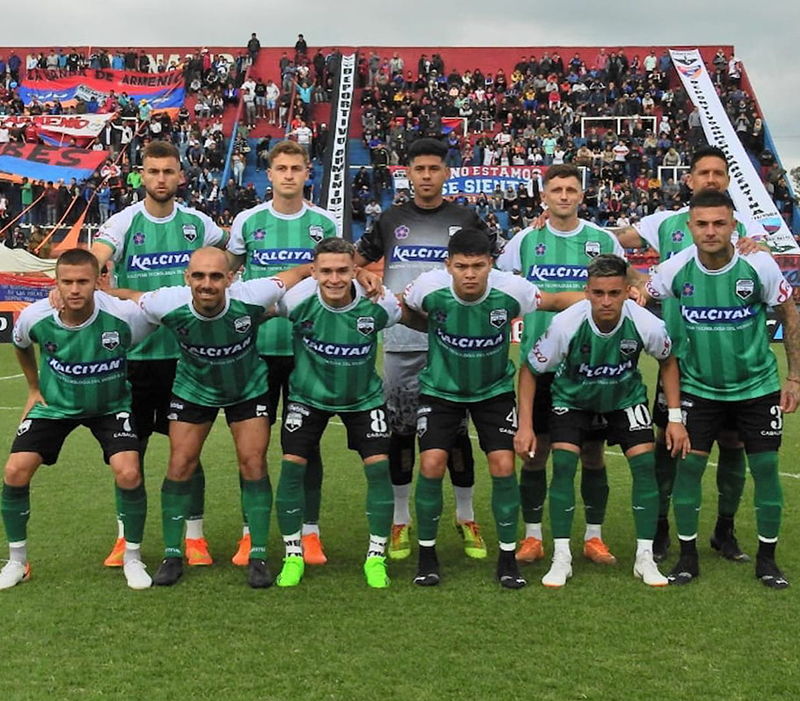 armenio equipo completo cancha