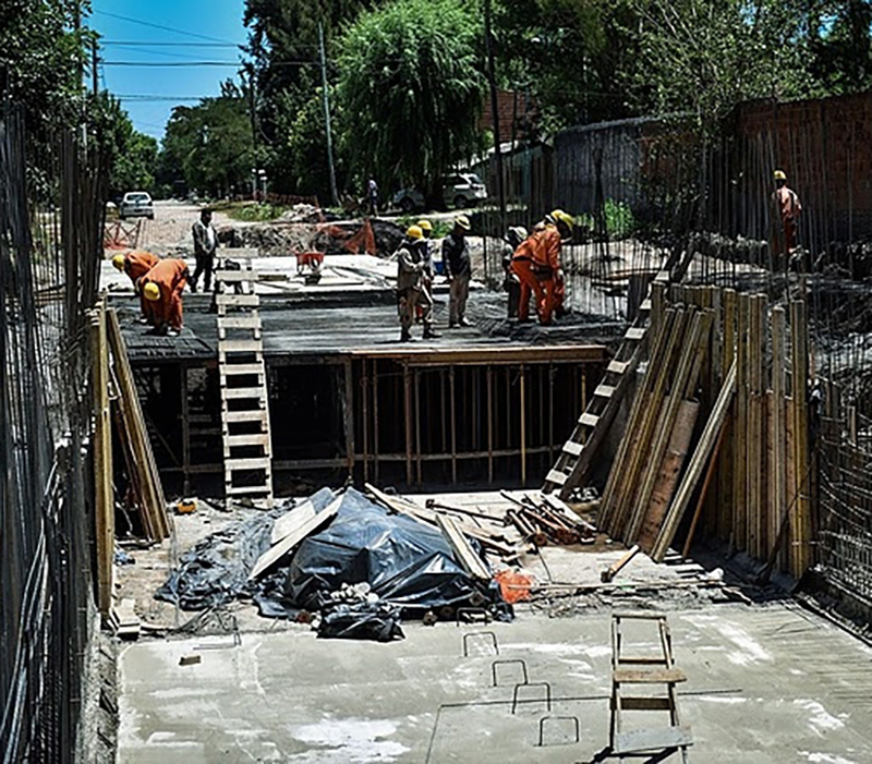 obras entubamiento del arrollo Bedoya en Garín