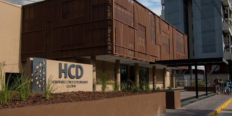 Fachada del nuevo edificio del HCD de Escobar