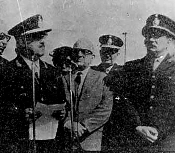 ceremonia llegada del tren a Savio