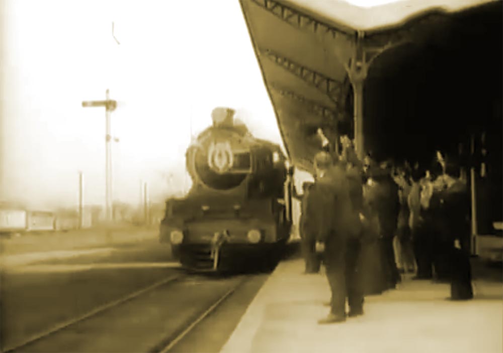 llegada del tren a Maquinista Savio