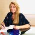 Silvia-Heidel firmando libros