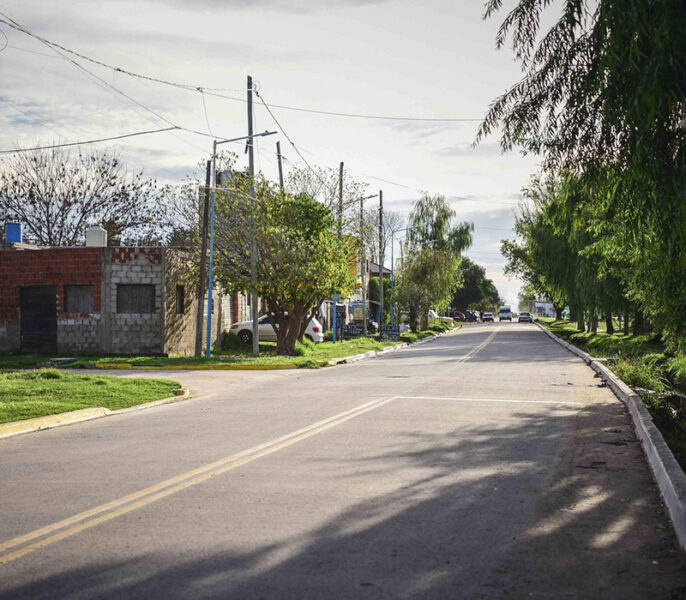 Calles Independencia y Beliera, uno de los nuevos caminos asfaltados
