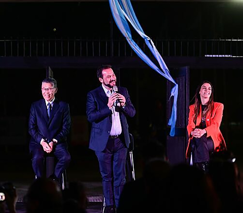 Autoridades en la apertura de la Fiesta Nacional de la Flor